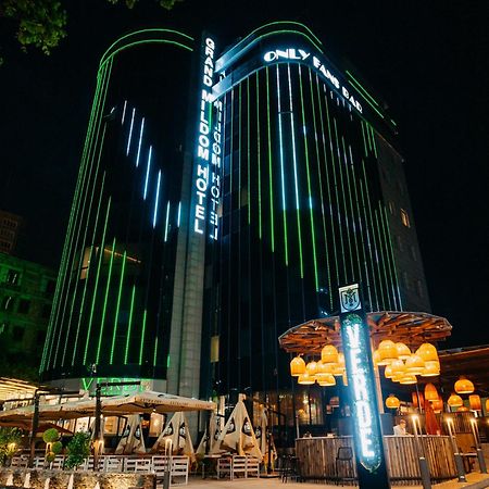 Grand Mildom Hotel Ałma Ata Zewnętrze zdjęcie