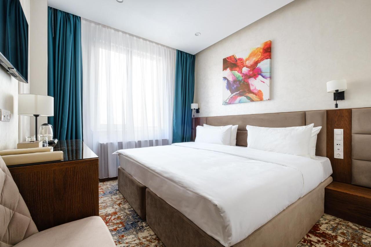 Grand Mildom Hotel Ałma Ata Zewnętrze zdjęcie