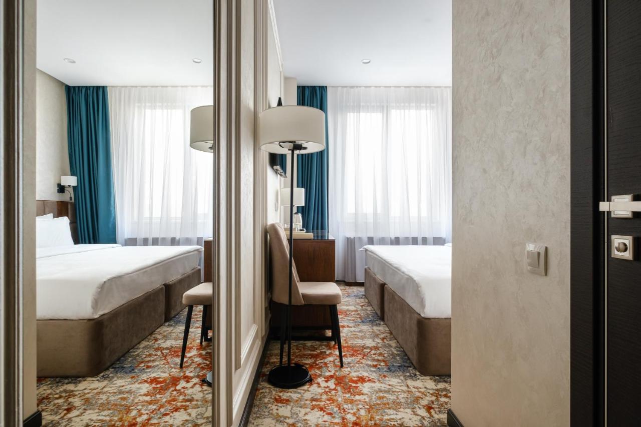 Grand Mildom Hotel Ałma Ata Zewnętrze zdjęcie