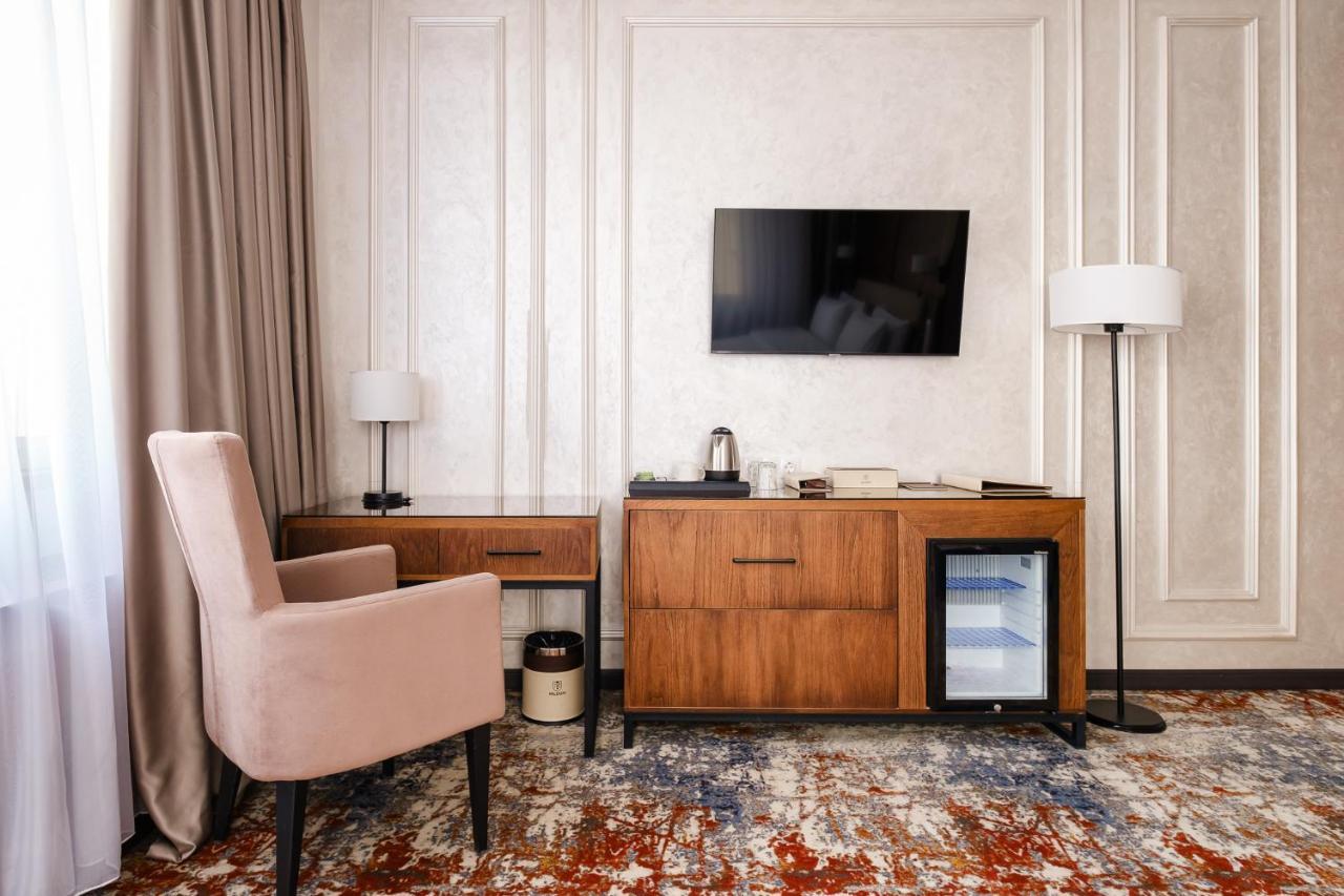 Grand Mildom Hotel Ałma Ata Zewnętrze zdjęcie
