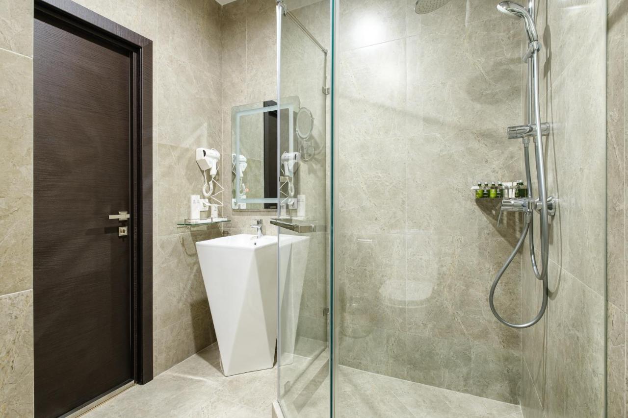 Grand Mildom Hotel Ałma Ata Zewnętrze zdjęcie